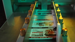 Tatakam input kertas pada mesin paper folding