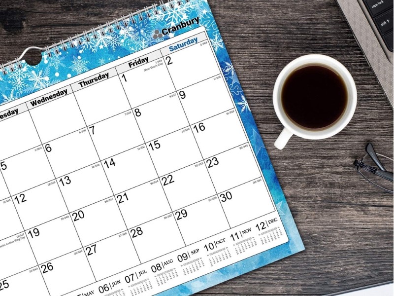 Tips Pembuatan Kalender 2022. Bisnis Menjanjikan untuk Pemula