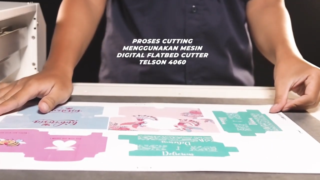 Proses Cutting Mesin Digital Cutting Flatbed Telson 4060