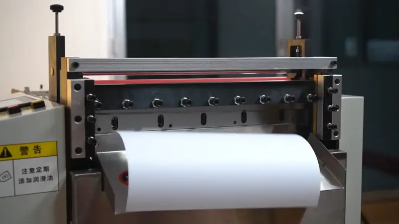 Hasil Lembaran Kertas menggunakan Mesin Potong Roll To Sheet