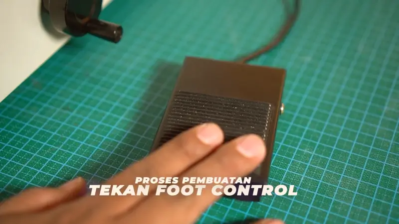 Foot Control Mesin Jilid Spiral Elektrik DW600A-HZST