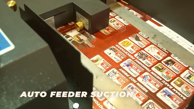 Mesin Laminasi dengan Sistem Input Auto Feeder Susction