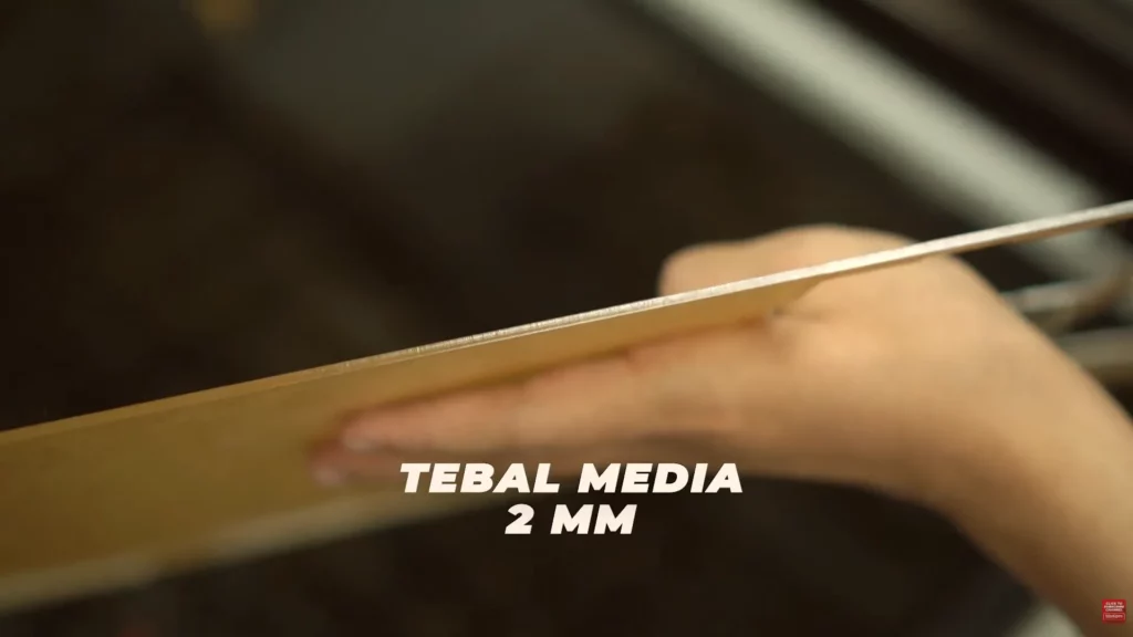 Tebal media